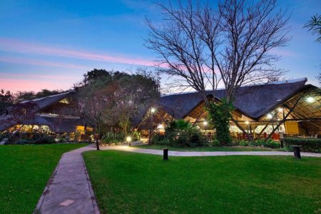 Protea Hotel Safari Lodge